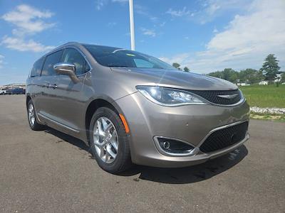 2018 Chrysler Pacifica FWD Minivan for sale #F5095 - photo 1