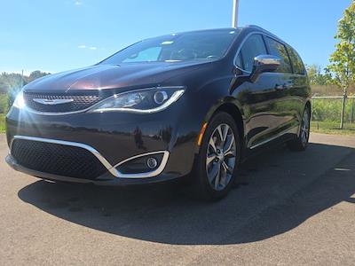 2017 Chrysler Pacifica FWD Minivan for sale #F5167A - photo 2