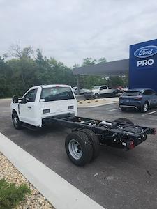 2025 Ford F-350 Regular Cab DRW 4x2 Cab Chassis for sale #T42896 - photo 2