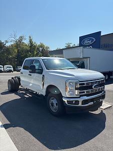 2026 Ford F-350 Crew Cab DRW 4WD Cab Chassis for sale #T43521 - photo 1
