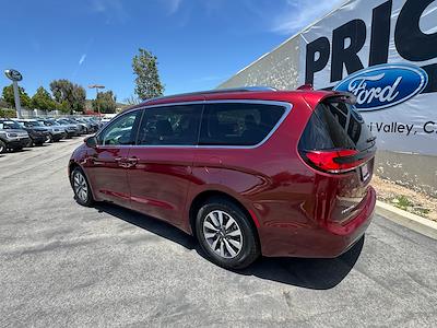 2021 Chrysler Pacifica FWD Minivan for sale #0P22986R - photo 2