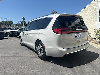 2021 Chrysler Pacifica FWD Minivan for sale #0P23005R - photo 2