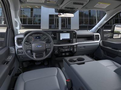 New 2026 Ford F-550 - photo 1