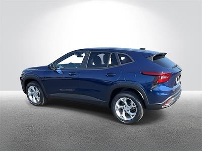 2024 Chevrolet Trax FWD SUV for sale #C32732 - photo 2