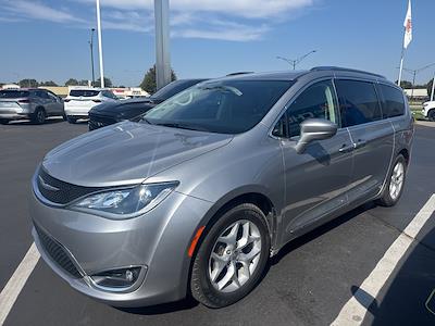 2018 Chrysler Pacifica FWD Minivan for sale #PT87271A - photo 1