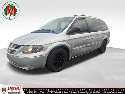 Used 2005 Dodge Grand Caravan SXT Minivan for sale #ZP32980A - photo 1