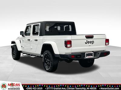 Used 2022 Jeep Gladiator Sport Crew Cab for sale #ZS84611C - photo 2