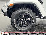 2022 Jeep Gladiator Crew Cab 4WD Pickup for sale #ZS84611C - photo 10
