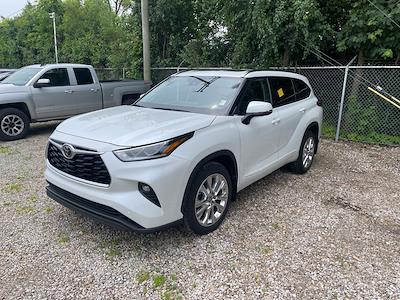 2022 Toyota Highlander AWD SUV for sale #ZS84826A - photo 1