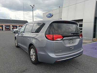 2019 Chrysler Pacifica FWD Minivan for sale #F31278ADR - photo 2