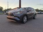 2023 Toyota Highlander AWD SUV for sale #F31522A - photo 1