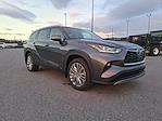 2023 Toyota Highlander AWD SUV for sale #F31522A - photo 3