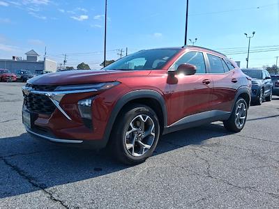 Used 2025 Chevrolet Trax - photo 1