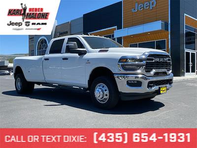 2025 Ram 3500 Crew Cab DRW 4x4 Pickup for sale #8292 - photo 1