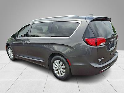 2019 Chrysler Pacifica FWD Minivan for sale #AC26047 - photo 2