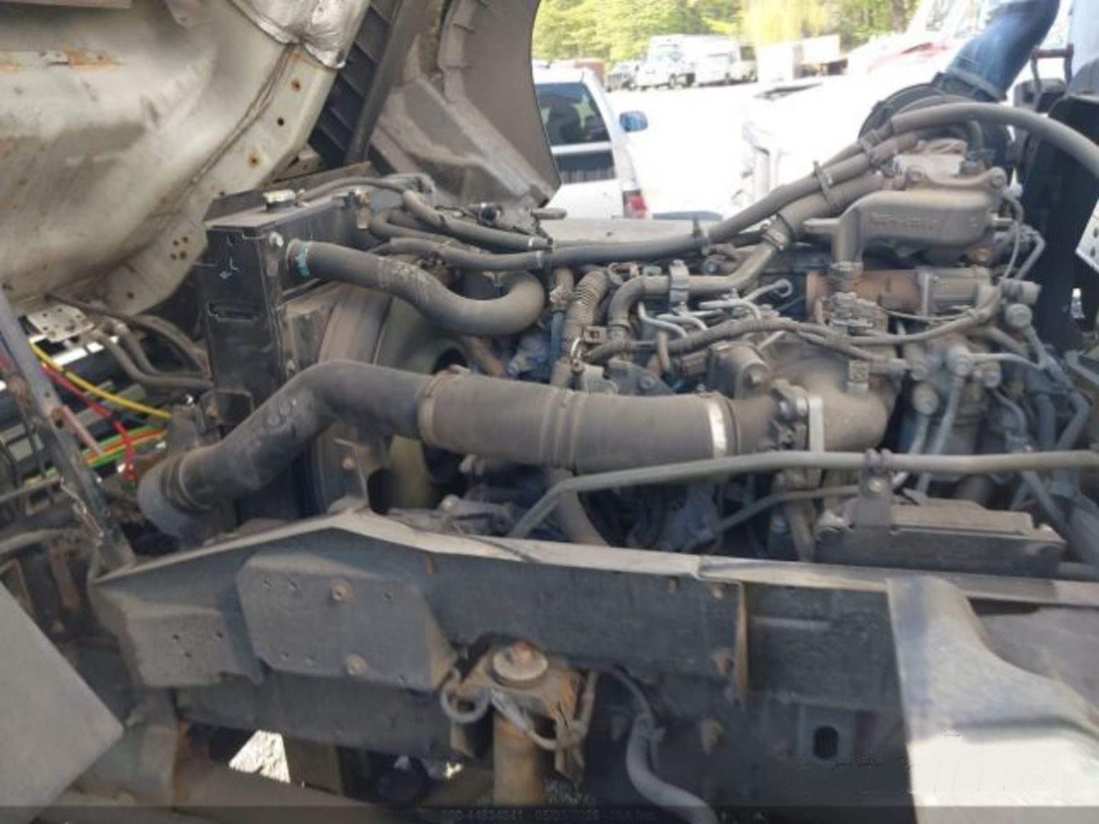 Used 2018 Isuzu FTR - photo 12