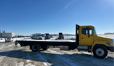 Used 2019 Hino 268A Single Cab Cab Chassis for sale #K4S71155 - photo 2