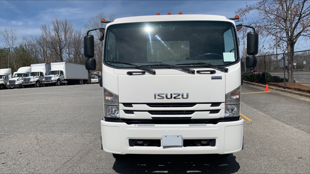Used 2018 Isuzu FTR - photo 5