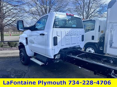 2023 Chevrolet Silverado 6500 Regular Cab DRW 4x4, Cab Chassis 23PC979 for sale #23PC979 - photo 2