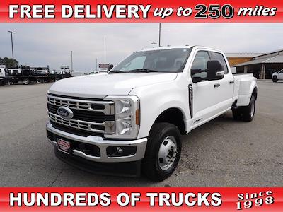 Used 2024 Ford F-350 - photo 1