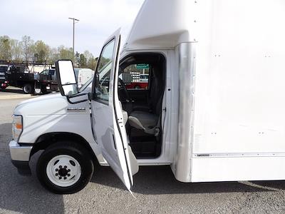 Used 2022 Ford E-350 - photo 1