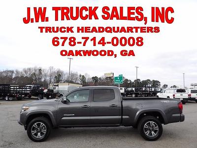 Used 2018 Toyota Tacoma - photo 1