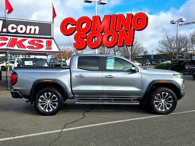 Used 2023 GMC Canyon - photo 1