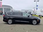 Used 2024 Chrysler Pacifica Select Minivan for sale #1PR0700 - photo 7