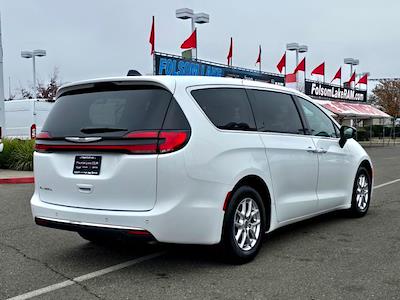 Used 2024 Chrysler Pacifica Touring L Minivan for sale #1PR0706 - photo 2