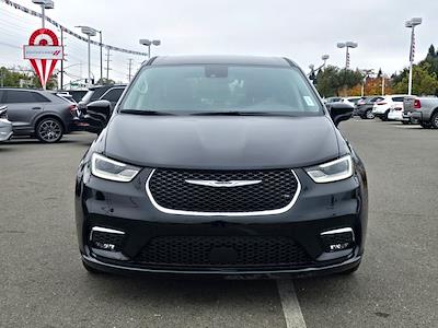 Used 2024 Chrysler Pacifica Touring L Minivan for sale #1PR0737 - photo 2