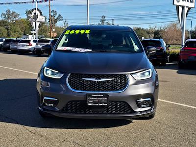 Used 2023 Chrysler Pacifica - photo 1