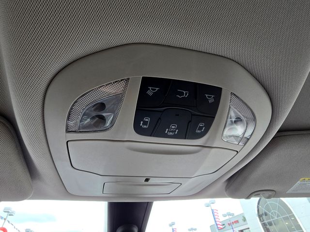 Used 2017 Chrysler Pacifica - photo 23