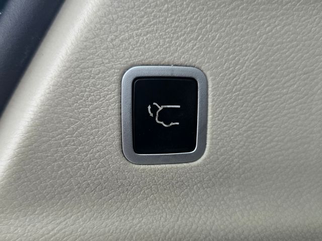 Used 2017 Chrysler Pacifica - photo 32