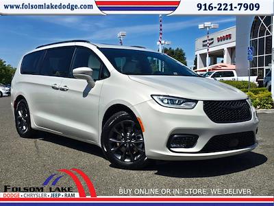 2021 Chrysler Pacifica FWD Minivan for sale #1SP0932 - photo 1