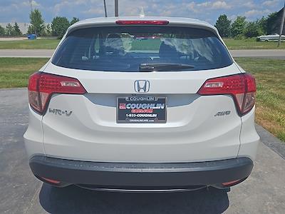 2018 Honda HR-V 4x4 SUV for sale #JM703066 - photo 2