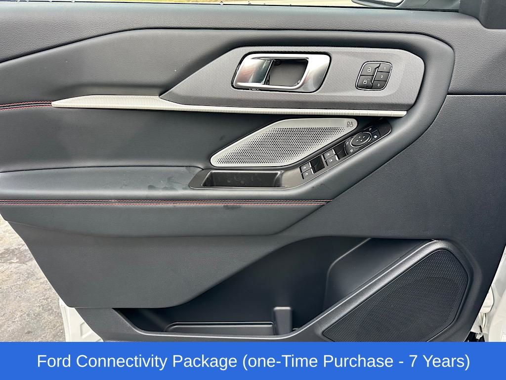 Used 2026 Ford Explorer - photo 14