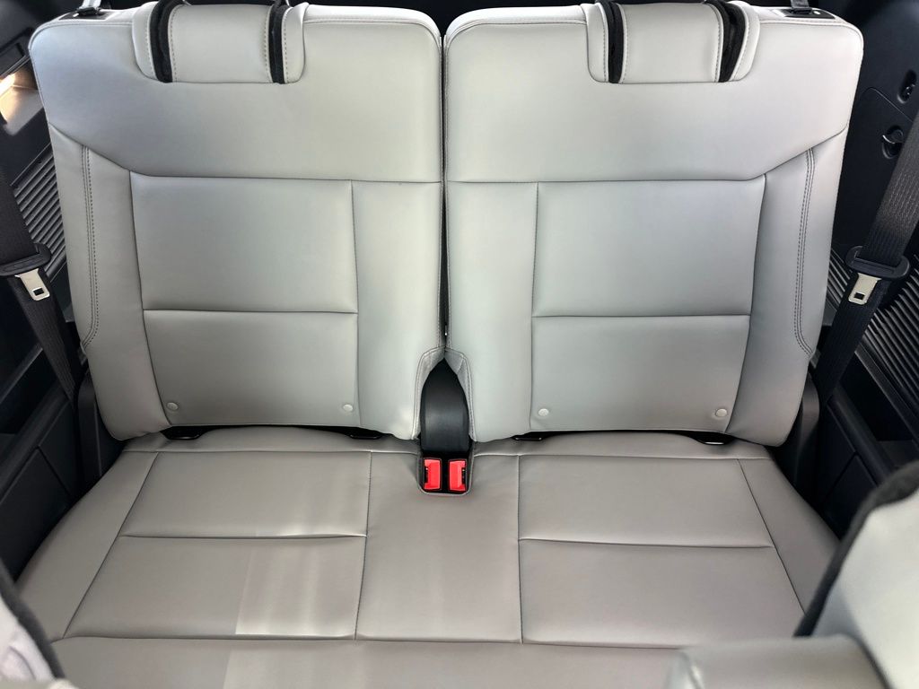 New 2026 Ford Explorer - photo 18
