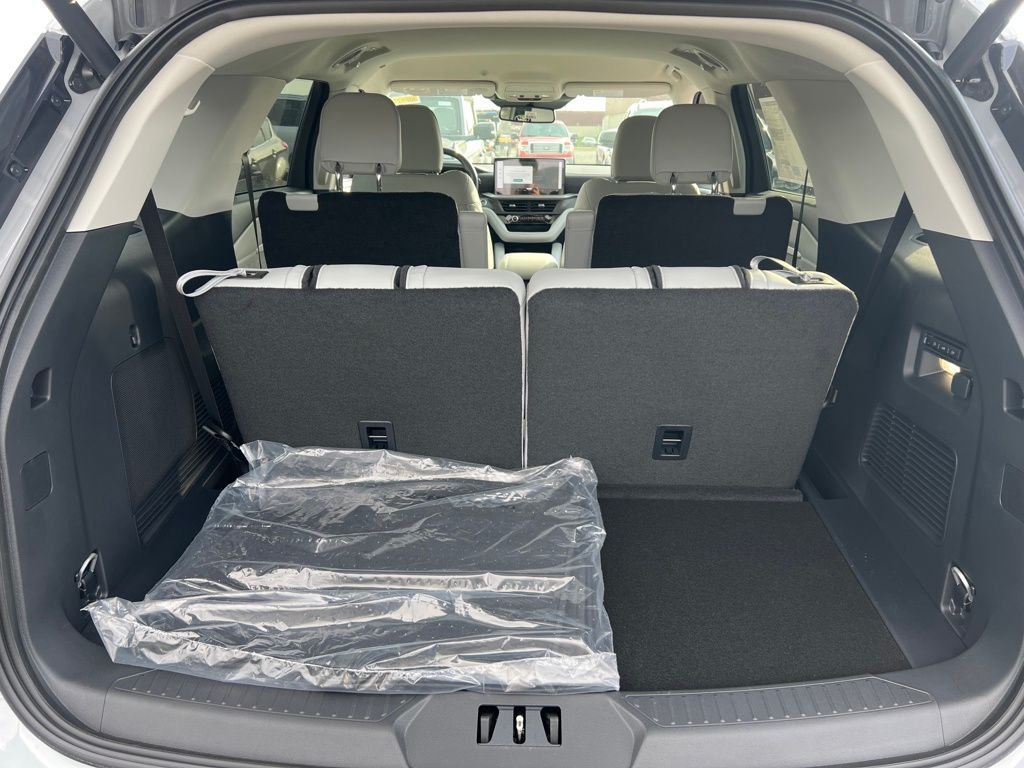 New 2026 Ford Explorer - photo 22