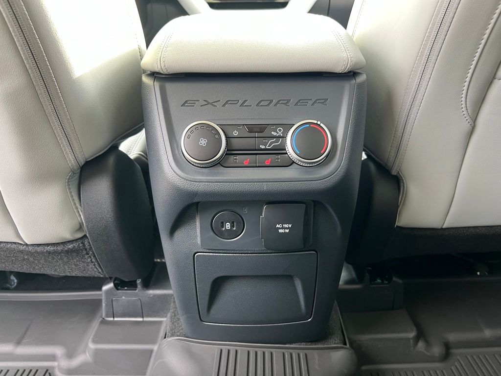 New 2026 Ford Explorer - photo 34