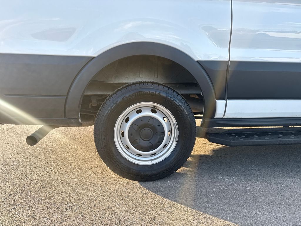 Used 2020 Ford Transit 250 - photo 30