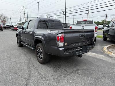2022 Toyota Tacoma Double Cab 4WD Pickup for sale #J1467C - photo 2