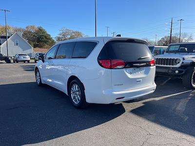 2022 Chrysler Voyager FWD Minivan for sale #PJ1726ADR - photo 2