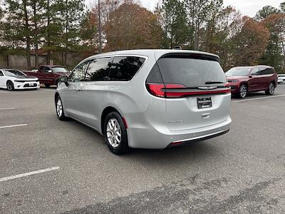 2024 Chrysler Pacifica FWD Minivan for sale #PJ1747ADR - photo 2