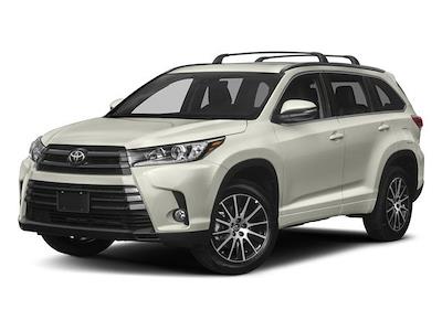Used 2018 Toyota Highlander - photo 1