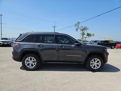 2023 Jeep Grand Cherokee 4x2 SUV for sale #J250235A - photo 2
