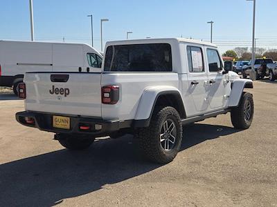 Used 2022 Jeep Gladiator - photo 1