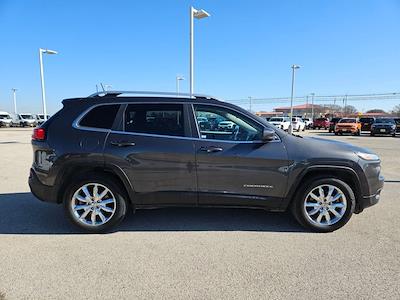 Used 2016 Jeep Cherokee - photo 1