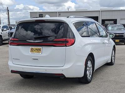 2021 Chrysler Pacifica FWD Minivan for sale #JA10495 - photo 2