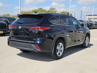 2022 Toyota Highlander FWD SUV for sale #JA10575 - photo 2