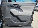 2022 Toyota Highlander FWD SUV for sale #JA10575 - photo 29